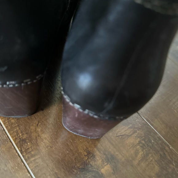 Kelsi Dagger booties - Picture 8 of 10